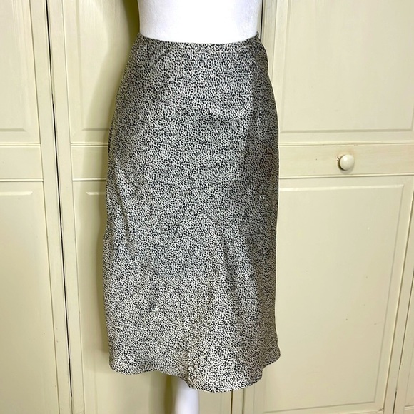 SIENNA SKY Women's Satin Leopard Print A-Line Midi Skirt Size L - Picture 1 of 8
